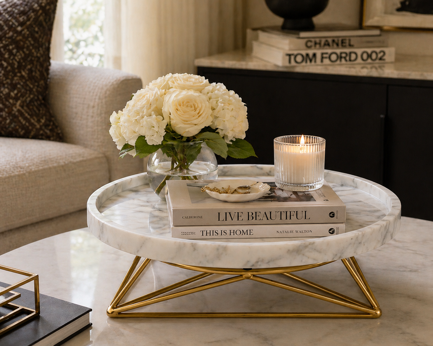 Aurelia Marble Serving Tray – Luxury Gold Base Decor