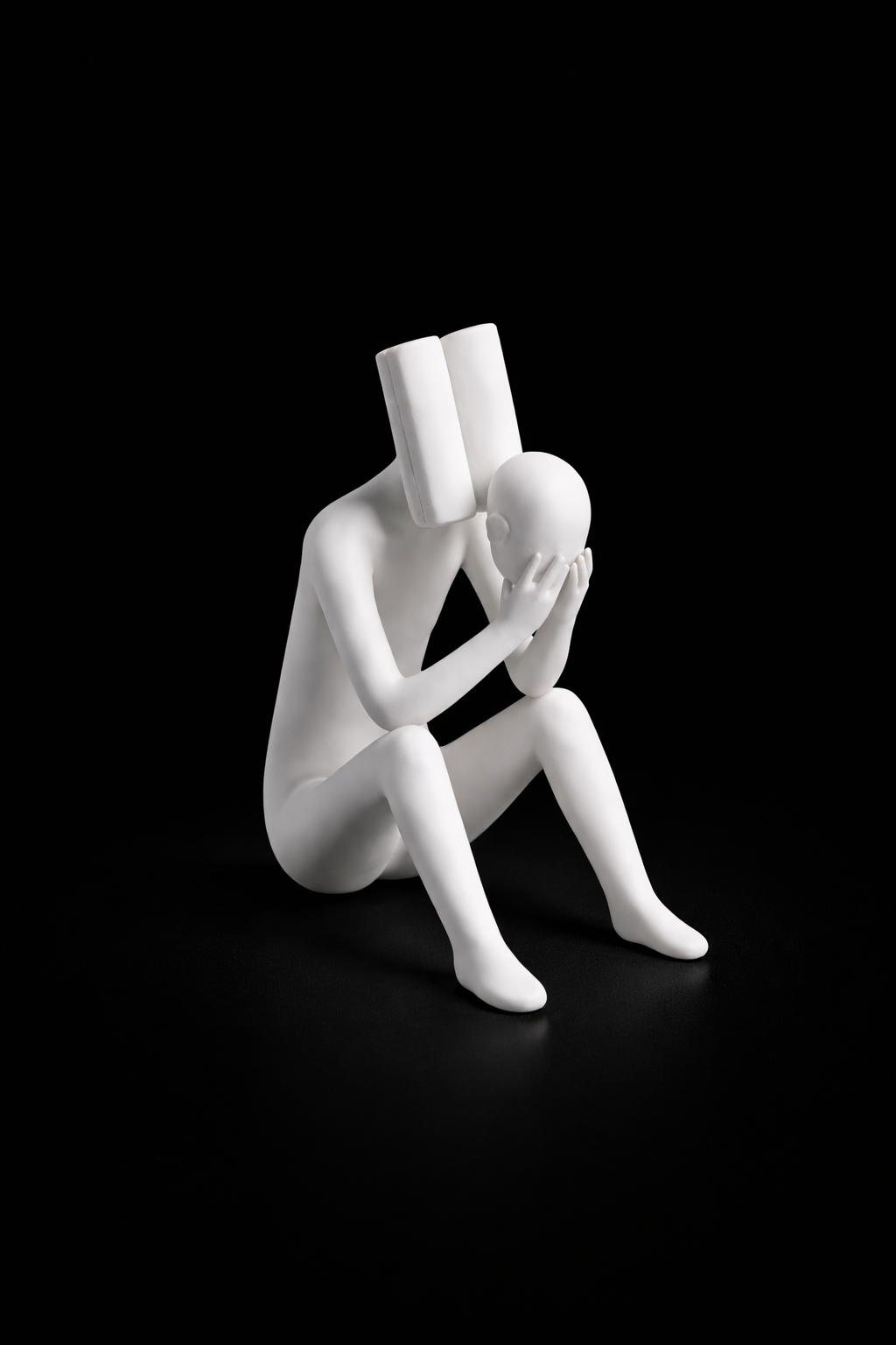 The Thinker – Abstract Seated Sculpture in White