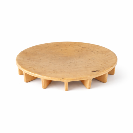 Natural Sculpted Base Tray – Round Textured Accent