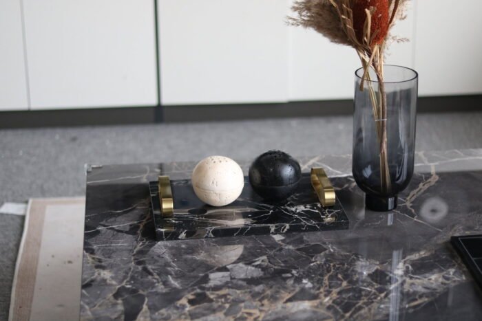 Modern simplicity glass vase with pampas grass, Smoky Calm design.