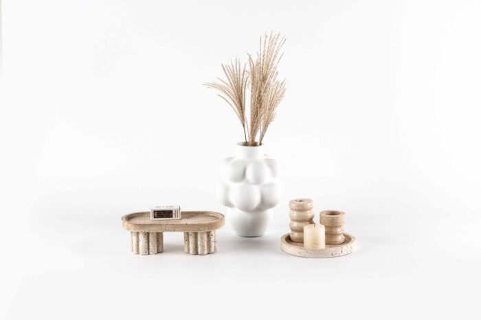 Mizu Round Travertine Tray – round beige travertine stone tray, Japandi minimalist style.