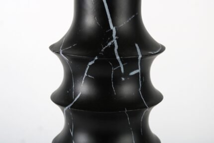 Onyx Spine – Sculptural Black Vase