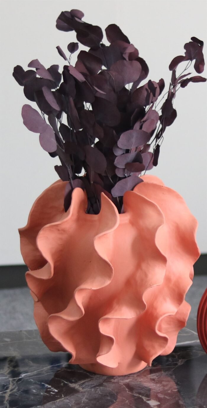 Sienna Flow – Terracotta Sculptural Vase