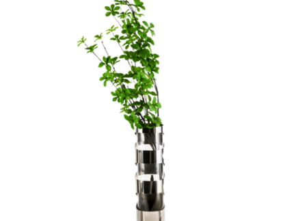 Modern sculptural metal vase with curved spiral design and polished finish – handcrafted geometric decor